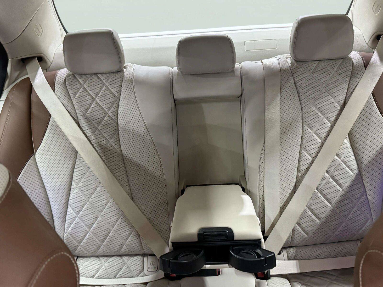 Used 2017 Mercedes-Benz E 300 image 33