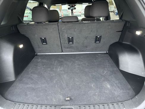 Used 2025 Chevrolet Equinox LT image 25