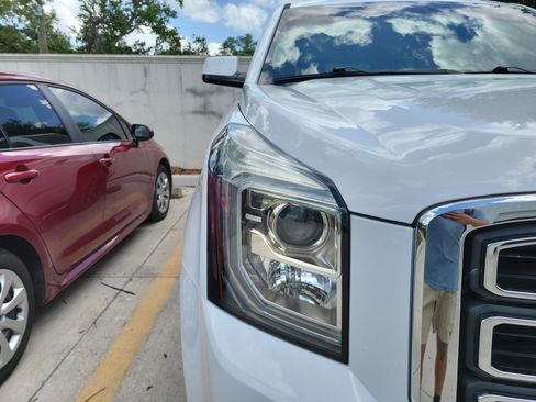 Used 2019 GMC Yukon SLE w/ Convenience Package RWD image 6