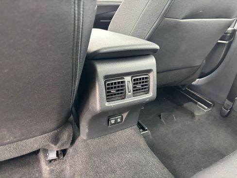 Used 2025 Toyota Camry LE FWD image 22
