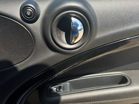 Used 2015 MINI Cooper Countryman FWD image 16