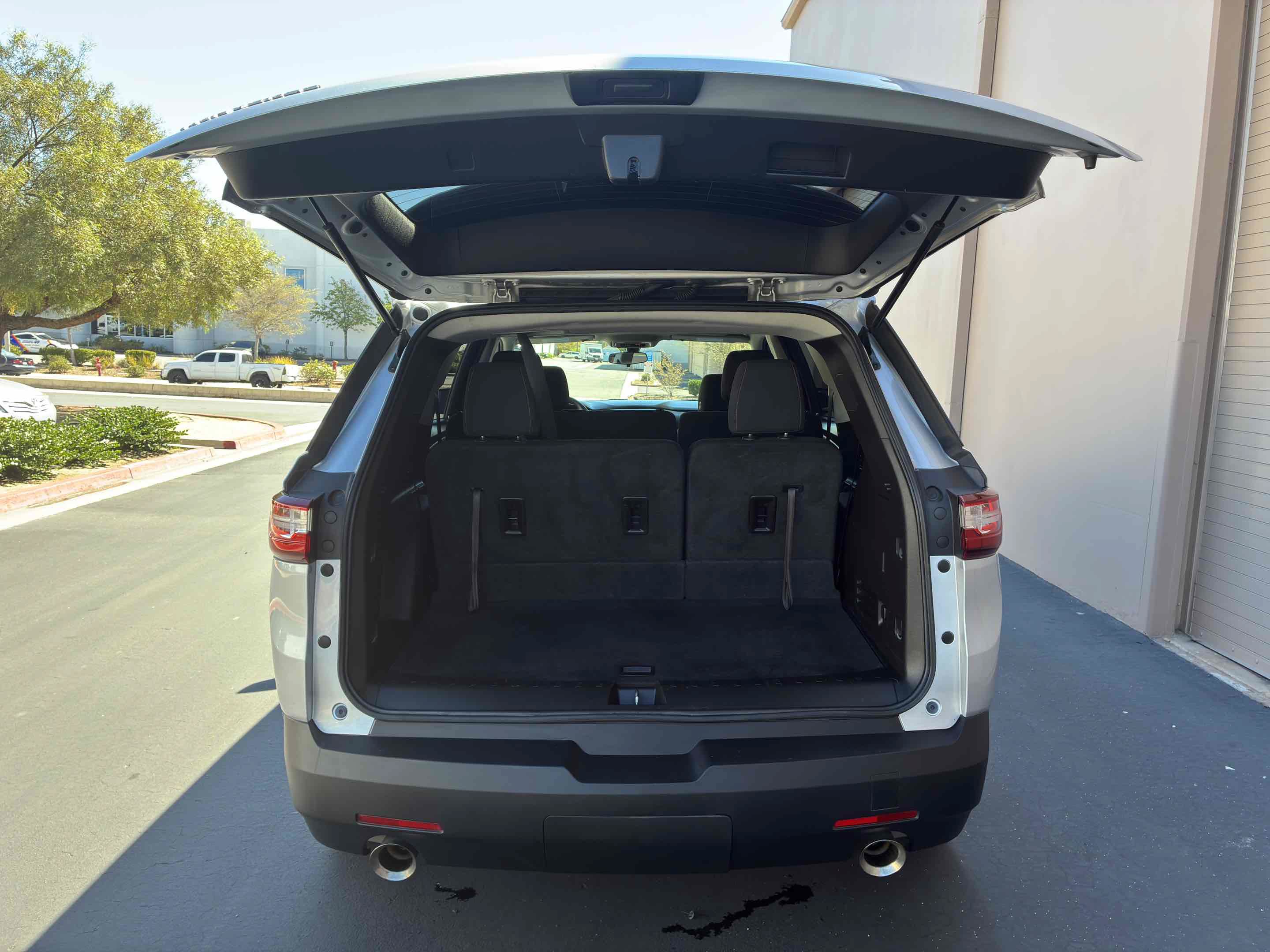 Used 2020 Chevrolet Traverse LS FWD image 58