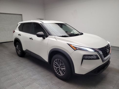 Used 2021 Nissan Rogue S AWD/4WD image 13