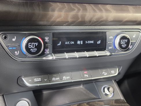 Used 2018 Audi Q5 Prestige AWD/4WD image 30