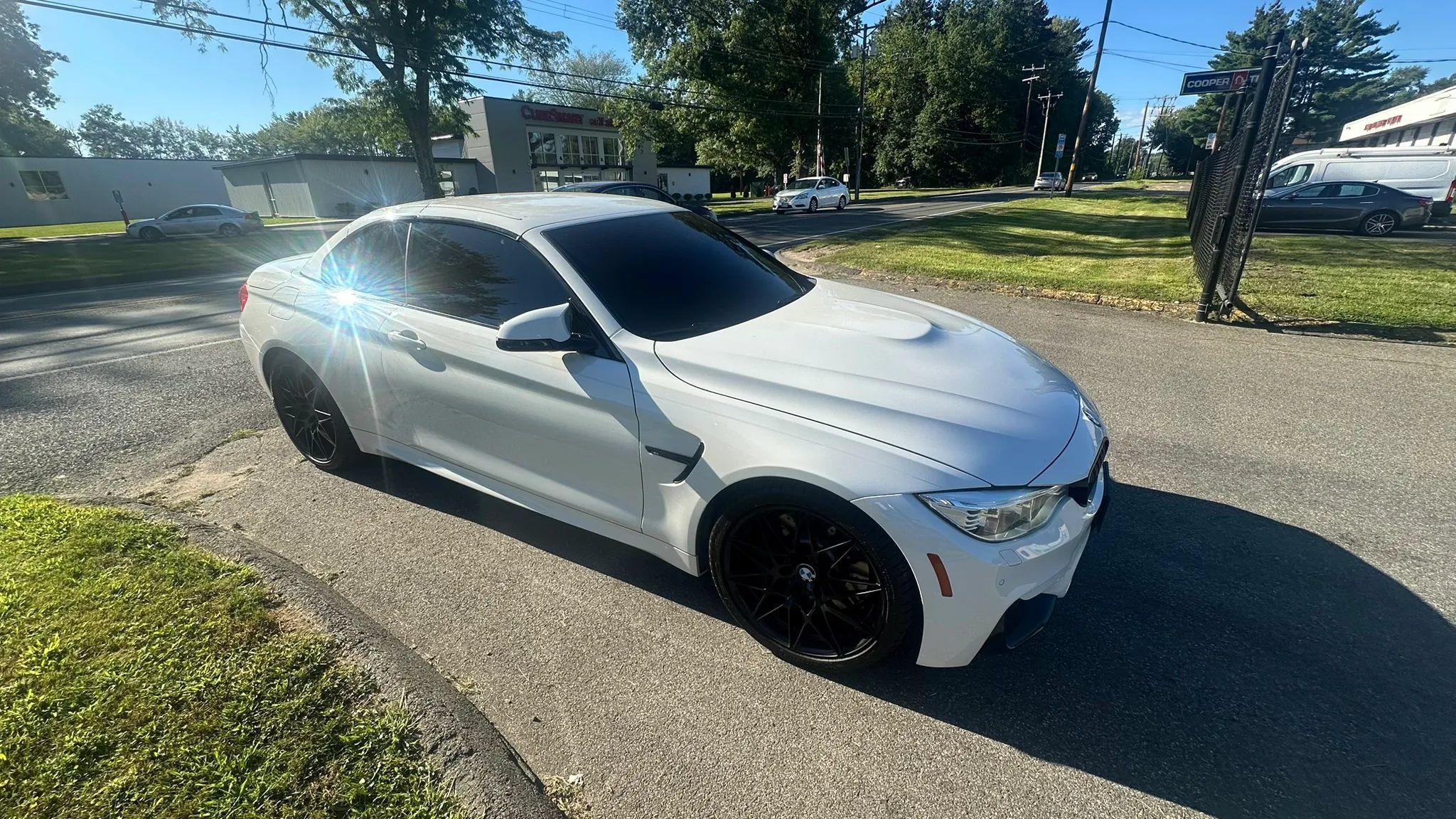 Used 2016 BMW M4 Convertible RWD image 15
