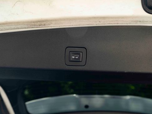 Used 2020 Buick Encore GX Select FWD image 41