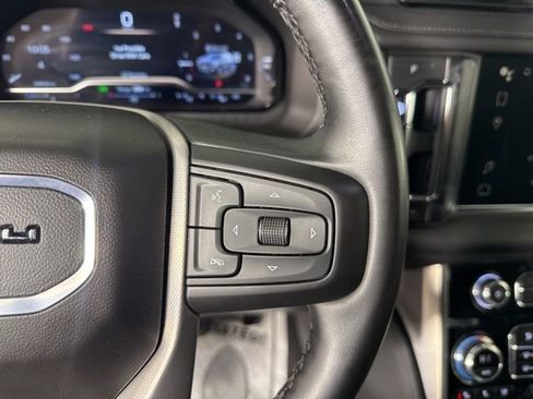 Used 2024 GMC Yukon Denali image 32