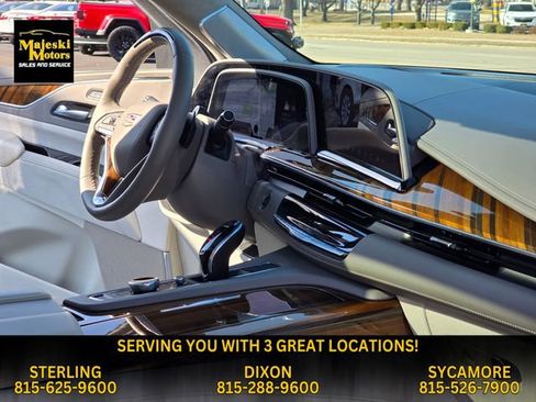 Used 2024 Cadillac Escalade Sport Platinum image 39