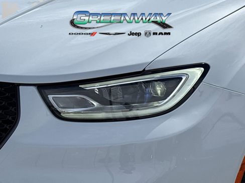 New 2026 Chrysler Pacifica Select image 6