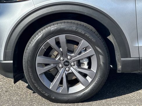 Certified 2023 Ford Explorer XLT w/ Equipment Group 202A image 28