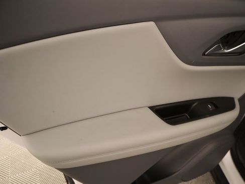 Used 2020 Chevrolet Blazer LT image 16