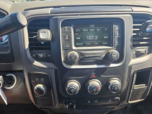 Used 2017 RAM 2500 Tradesman w/ Chrome Appearance Group AWD/4WD image 17