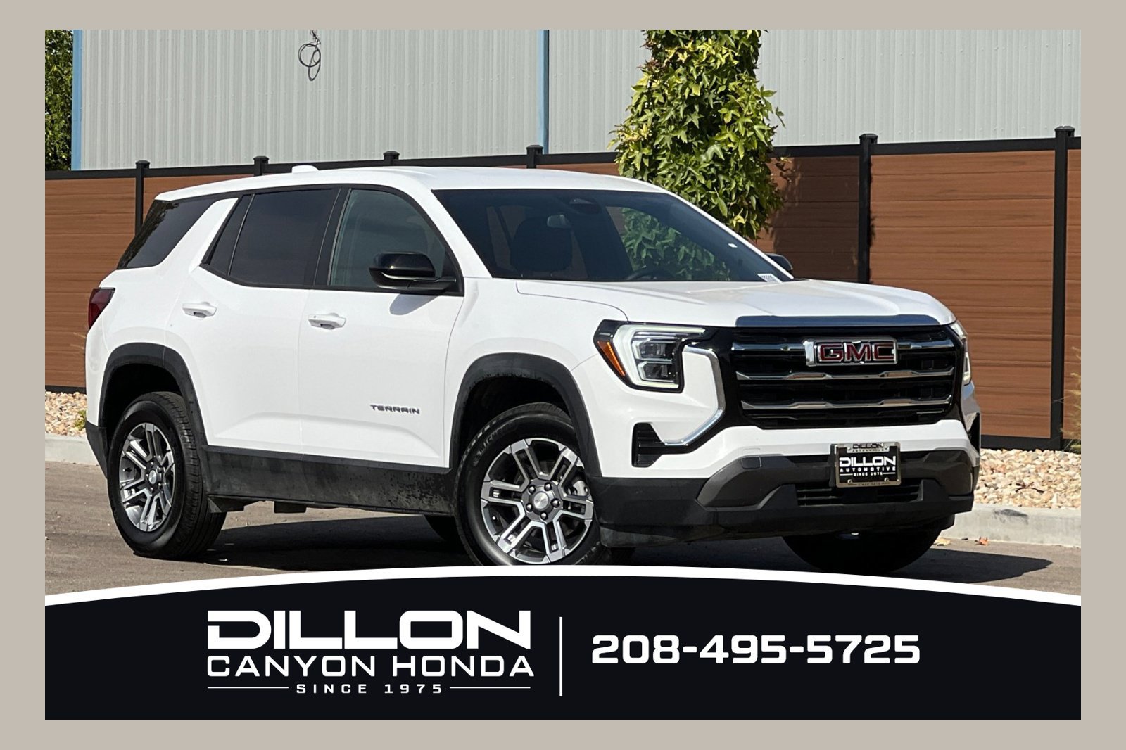 Used 2026 GMC Terrain Elevation AWD/4WD image 1