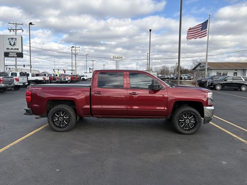 Used 2017 Chevrolet Silverado 1500 LT w/ All Star Edition image 9