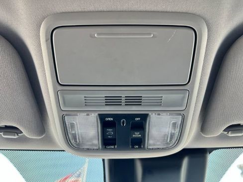 Used 2018 Honda Odyssey EX-L image 20