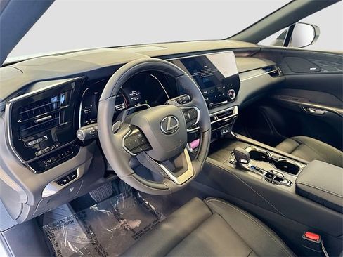 Used 2026 Lexus RX 350 AWD image 9