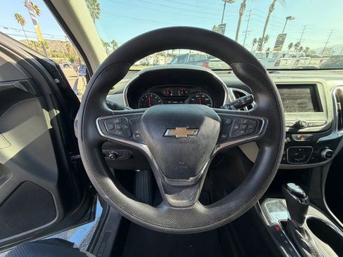 Used 2021 Chevrolet Equinox LS w/ LPO, Blackout Package FWD image 14