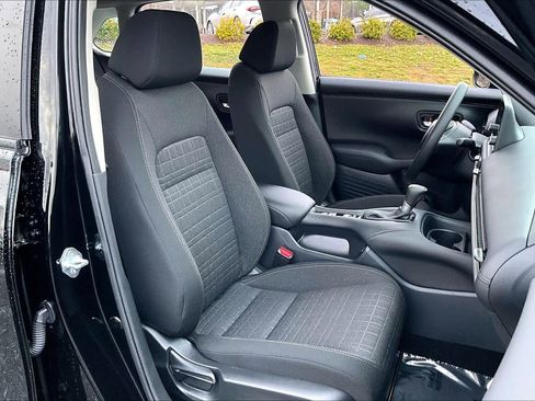 Used 2025 Honda HR-V LX image 8