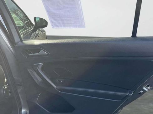 Used 2024 Volkswagen Tiguan S image 10