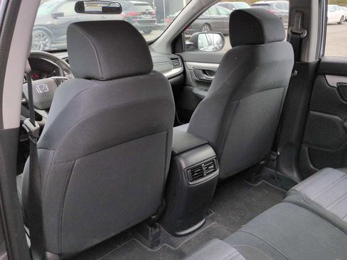 Used 2019 Honda CR-V LX image 9