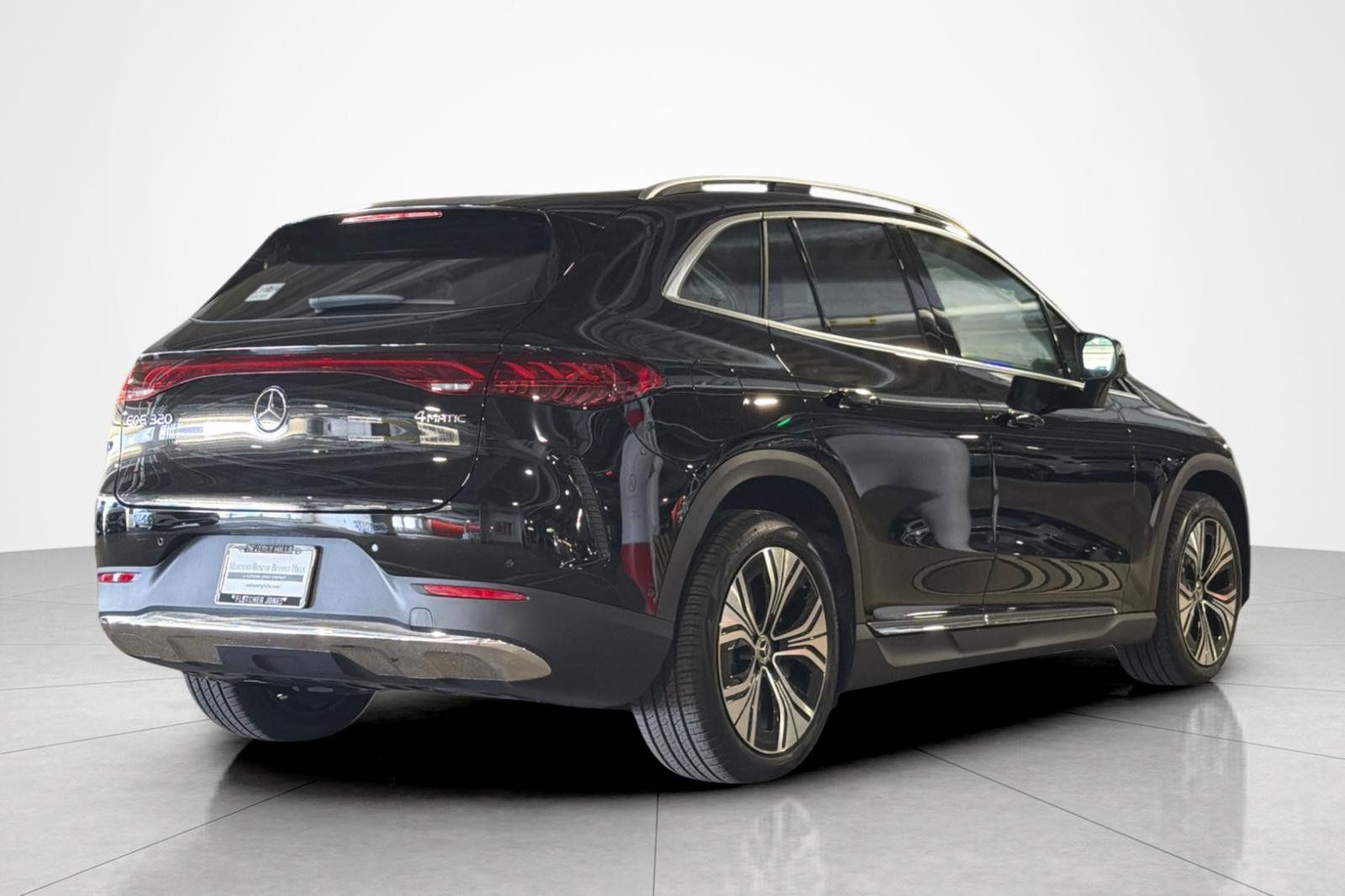 New 2027 Mercedes-Benz EQE 320 4MATIC SUV image 5