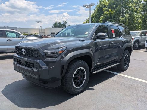 New 2026 Toyota 4Runner TRD Off-Road Premium AWD/4WD image 9