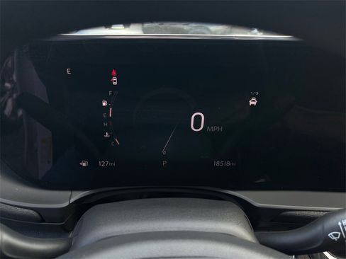 Used 2024 Buick Envista Preferred w/ Convenience II Package image 13