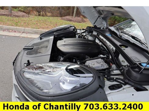 Used 2021 Porsche Macan Base image 35