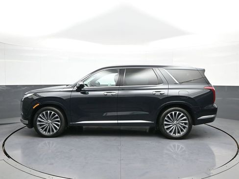 Used 2024 Hyundai Palisade Calligraphy image 9