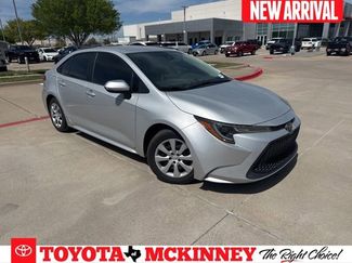 Used 2021 Toyota Corolla LE video 1