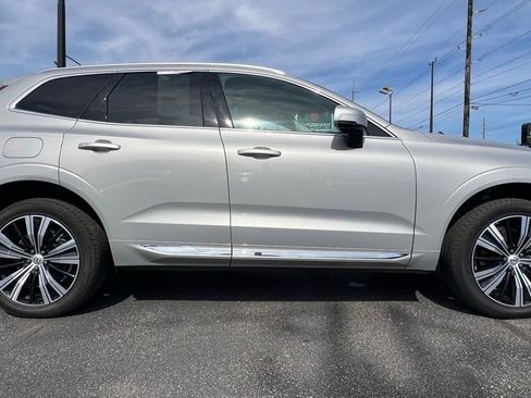 Used 2022 Volvo XC60 T8 Inscription w/ Advanced Package image 9