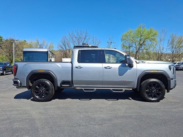 Used 2024 GMC Sierra 2500 AT4 w/ AT4 Premium Plus Package AWD/4WD image 11