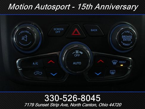 Used 2019 RAM 1500 Classic SLT w/ Black Appearance Group image 21