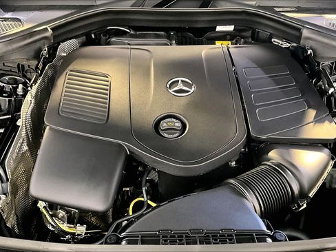 New 2026 Mercedes-Benz GLC 300 4MATIC image 14