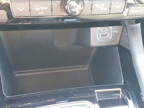 Used 2024 Jeep Compass Limited AWD/4WD image 22