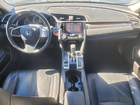 Used 2018 Honda Civic Touring image 26
