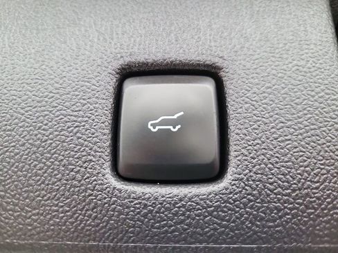 Used 2023 Ford Escape ST-Line w/ Tech Pack #1 AWD/4WD image 10