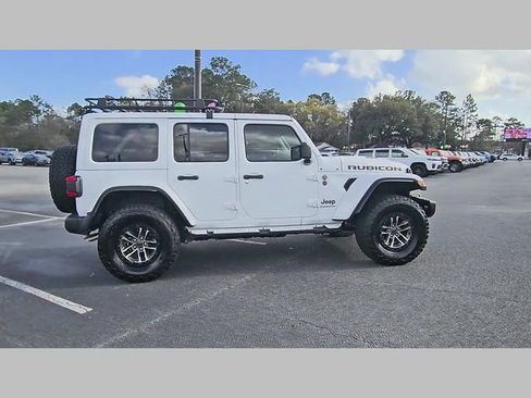 Used 2024 Jeep Wrangler Unlimited Rubicon 392 image 33
