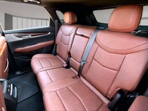 Certified 2023 Cadillac XT5 Premium Luxury AWD/4WD image 27