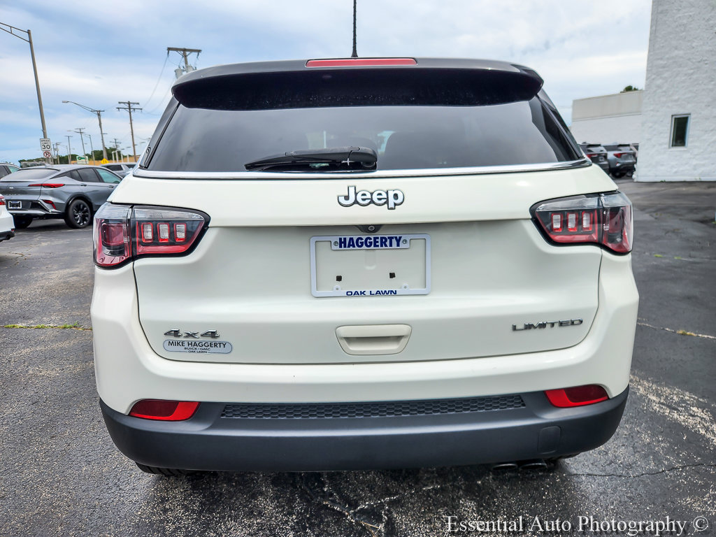 Used 2018 Jeep Compass Limited w/ Navigation Group AWD/4WD image 5