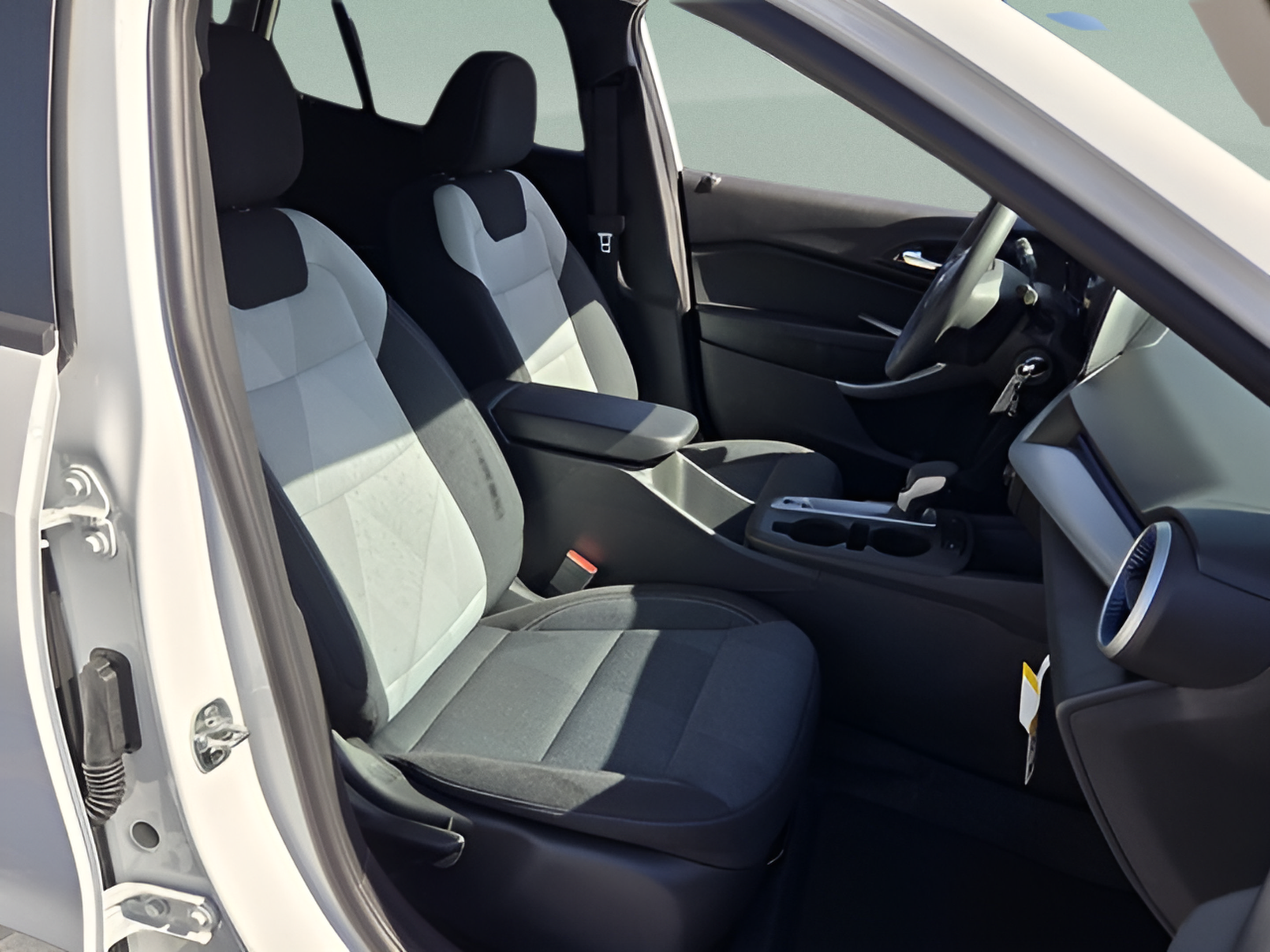 New 2026 Chevrolet Trax LS w/ LS Convenience Package FWD image 18