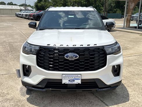 New 2025 Ford Explorer ST-Line w/ Premium Package image 2