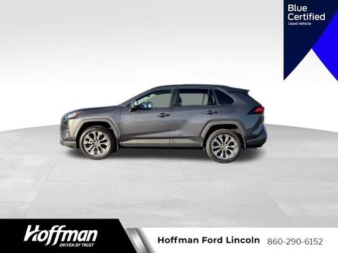 Used 2019 Toyota RAV4 XLE Premium w/ All Weather Liner Package AWD/4WD image 4