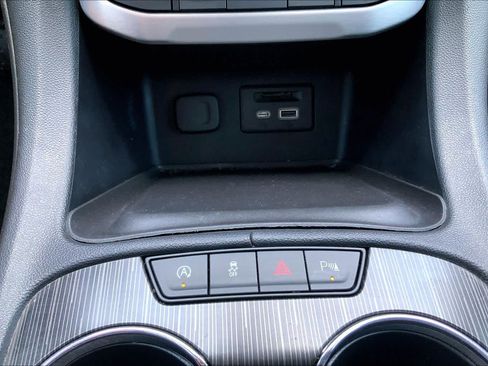 Used 2020 GMC Acadia SLT w/ Driver Alert Package II FWD image 28