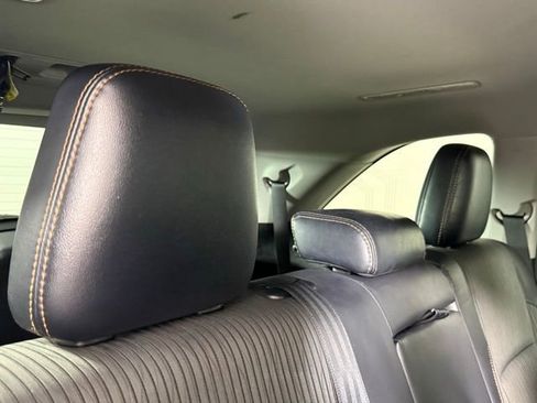 Used 2018 Toyota Highlander Plus w/ Protection Package #3 AWD/4WD image 30