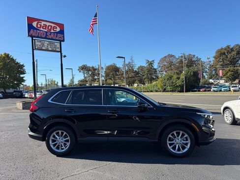 Used 2025 Honda CR-V EX-L image 9