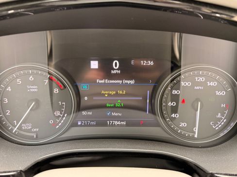 Used 2025 Cadillac XT6 Premium Luxury w/ Technology Package FWD image 27