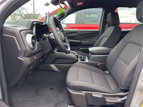 Certified 2024 Chevrolet Colorado LT image 7