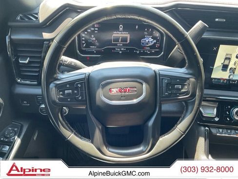 Used 2024 GMC Sierra 2500 AT4 w/ Technology Package AWD/4WD image 12