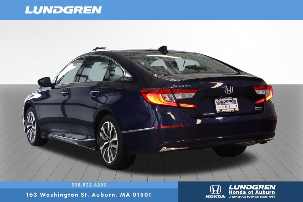 Used 2020 Honda Accord Touring image 3